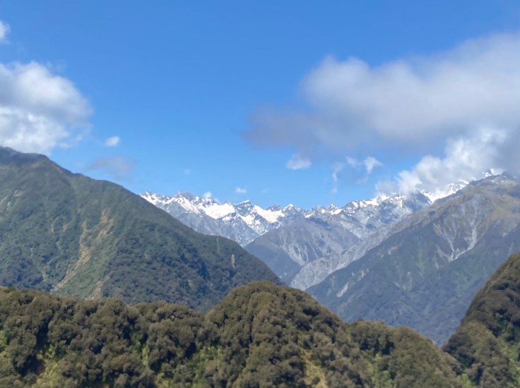 239EB418-92E7-41A2-8C6B-C30AAF8E8463