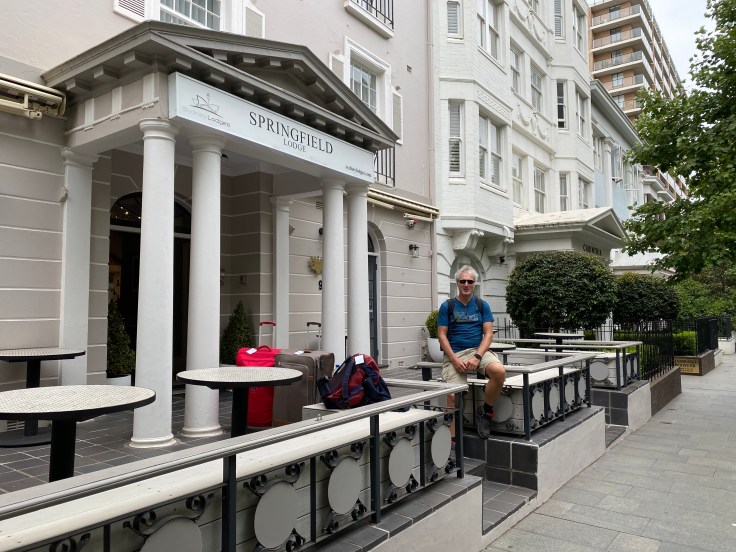 A76CF2FF-90C4-44EB-963C-3FF53B2631AE