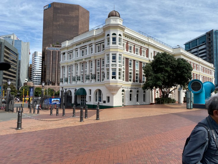 AFB5692C-FF86-481F-855A-CB11025C5D29