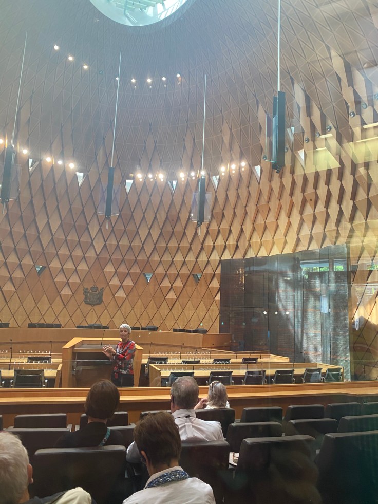 C5552283-C963-4719-BB10-0F36870E5542