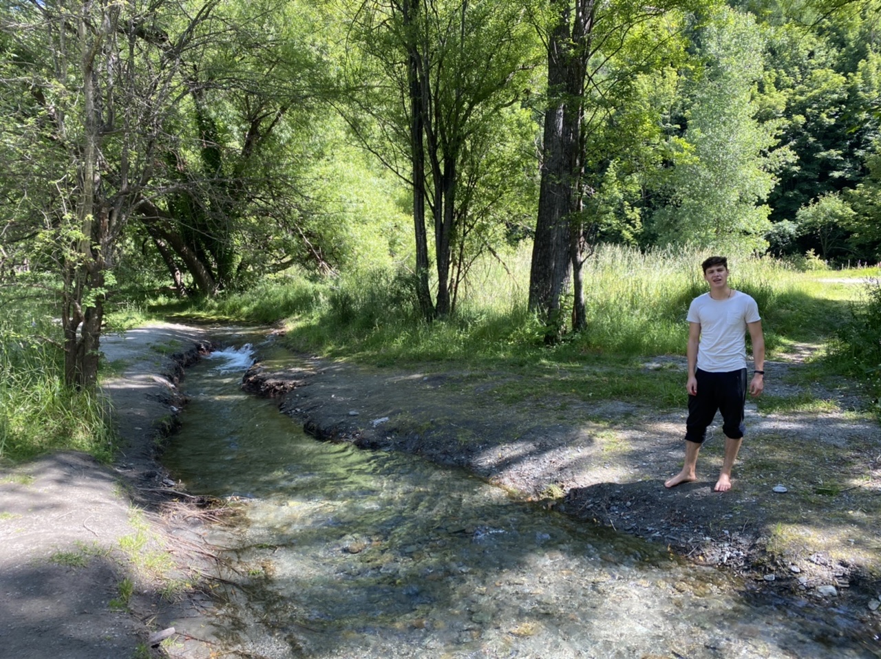 F4C1982D-B841-4C31-99F9-9AE0A926069E