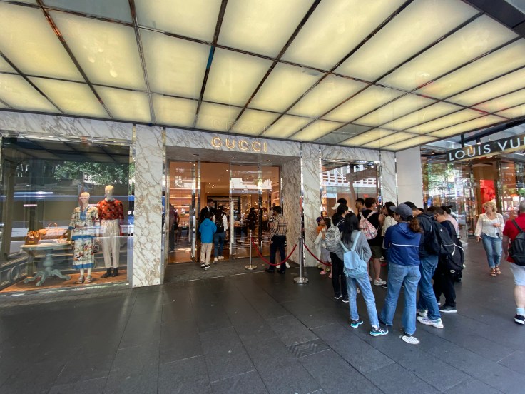 5CA01AB7-72C0-4638-9DA5-04397A16EB8B