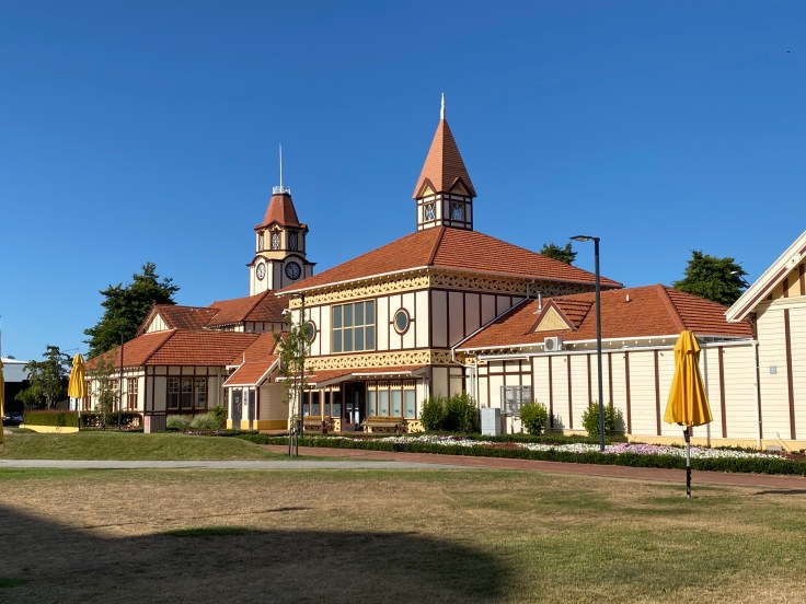 E42D7F57-F1E6-4526-9D21-2D28933A9CA6